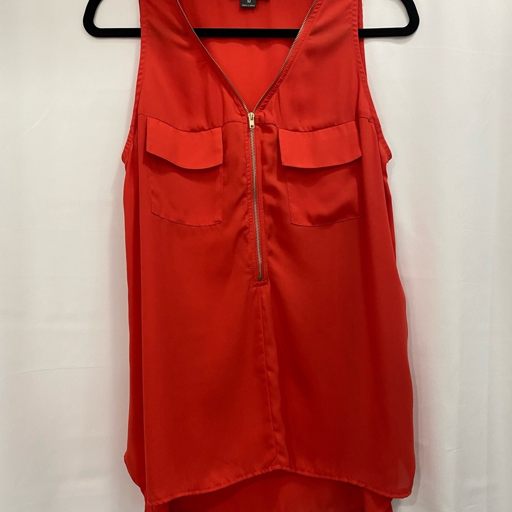 Double Zero Red High Low Notched Collar Tank Top
